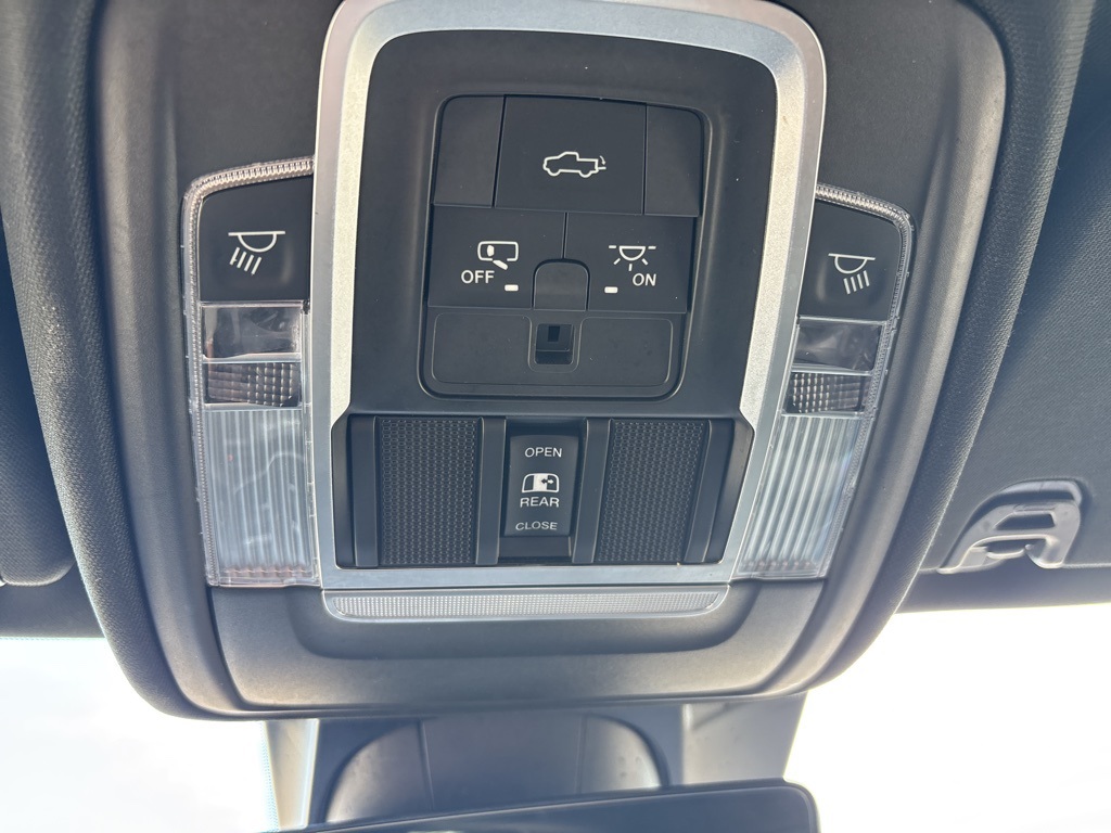 2021 Ram 1500 Laramie photo 21