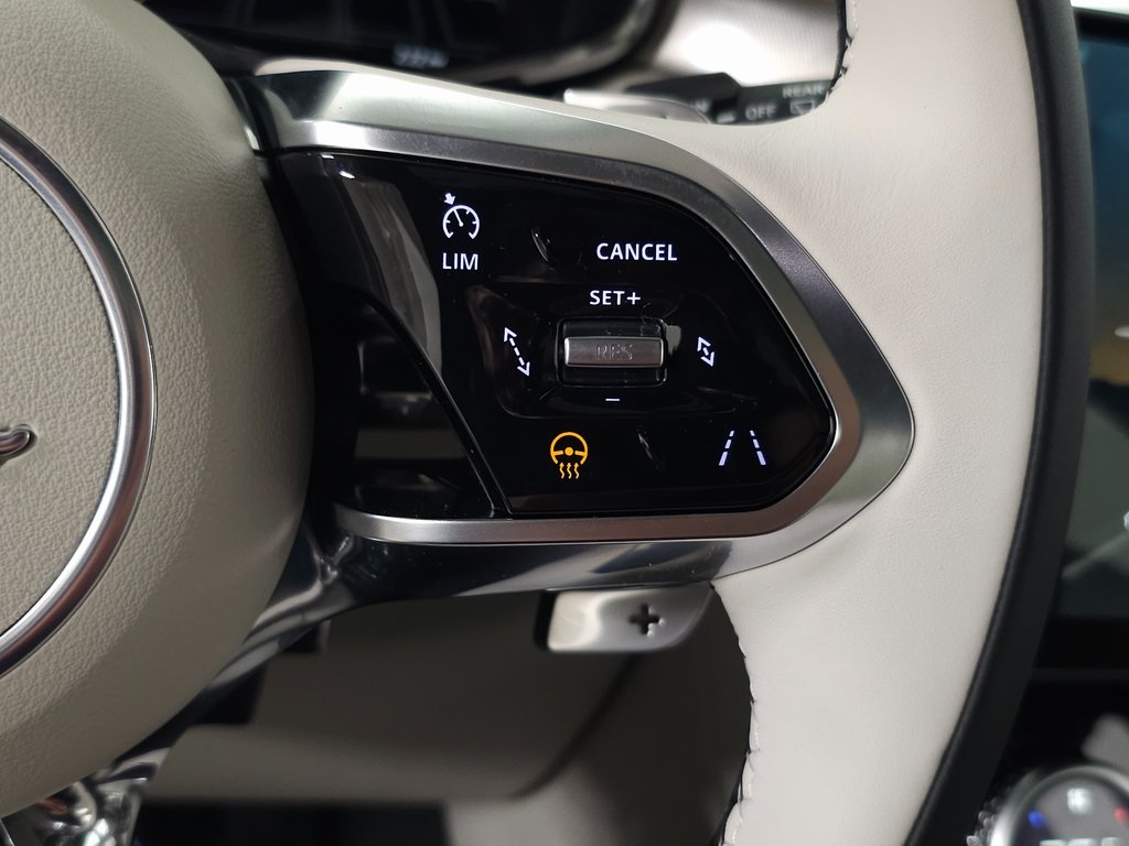 2026 JAGUAR F-PACE - Image 18