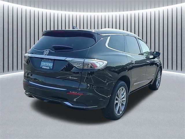 2024 Buick Enclave Avenir photo 3