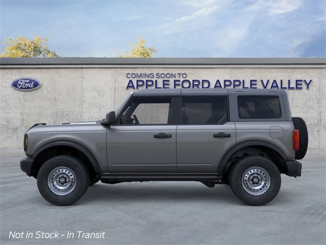 2025 Ford Bronco Base photo 3