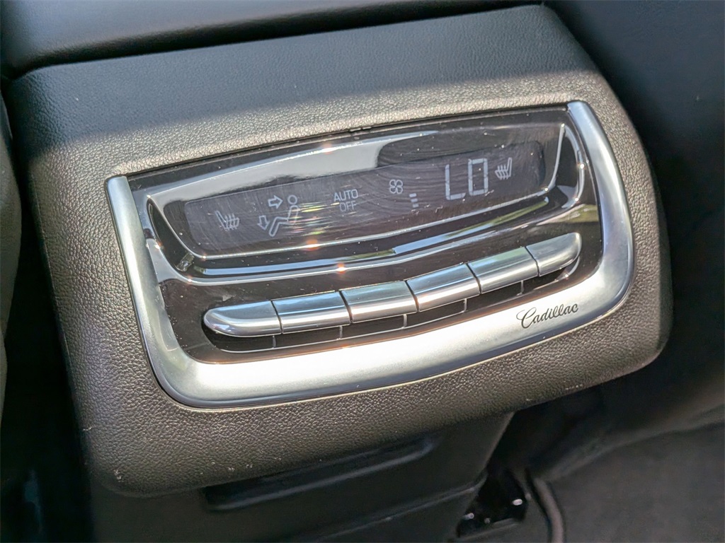 2024 Cadillac XT6 Premium Luxury photo 25