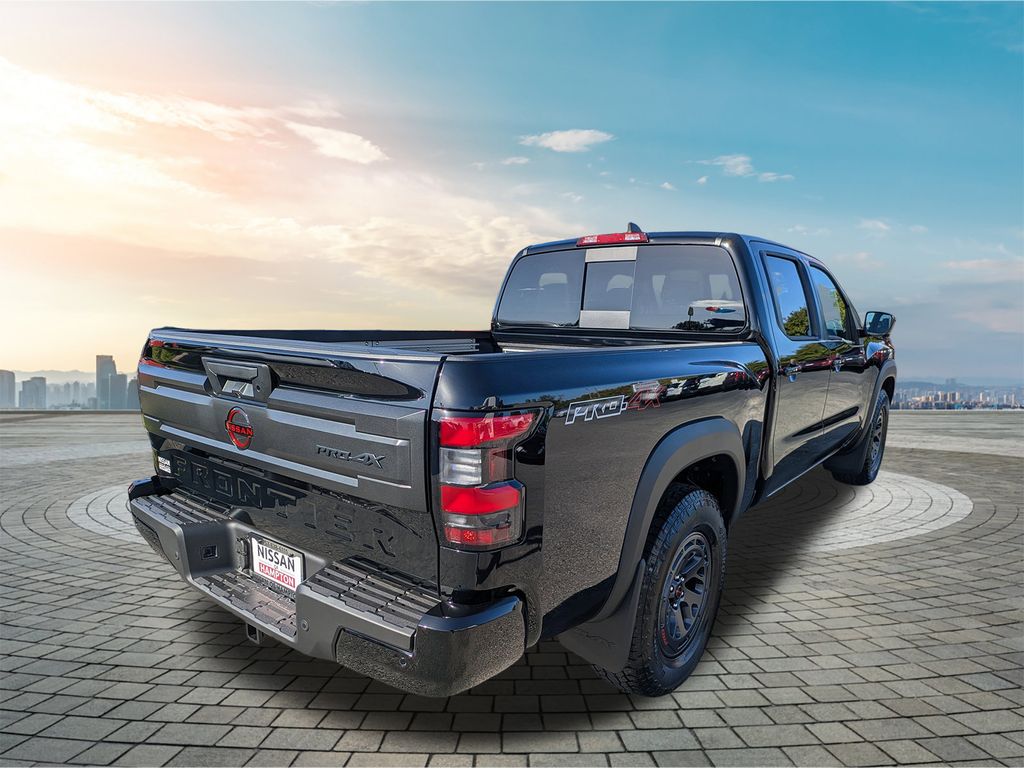 2026 Nissan Frontier PRO-4X photo 3