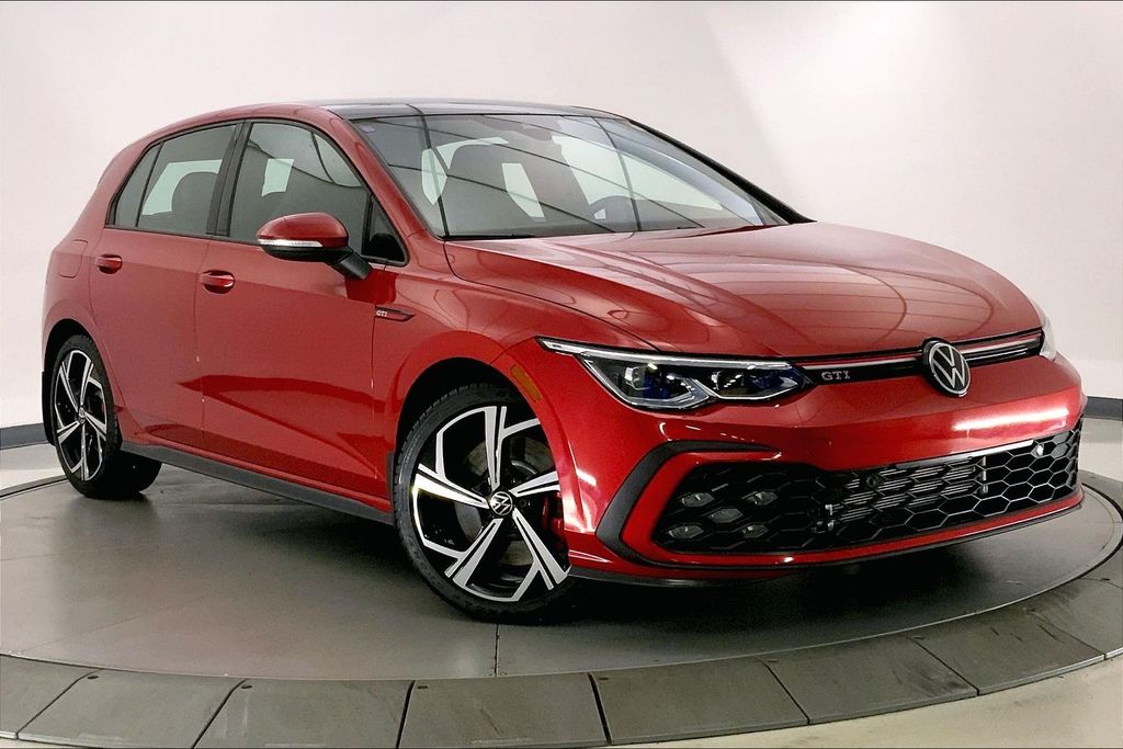 2024 Volkswagen Golf GTI SE