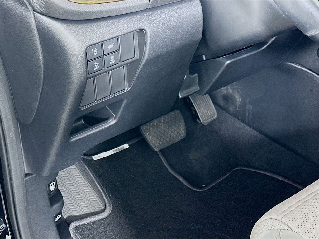 2020 Honda CR-V Touring photo 10