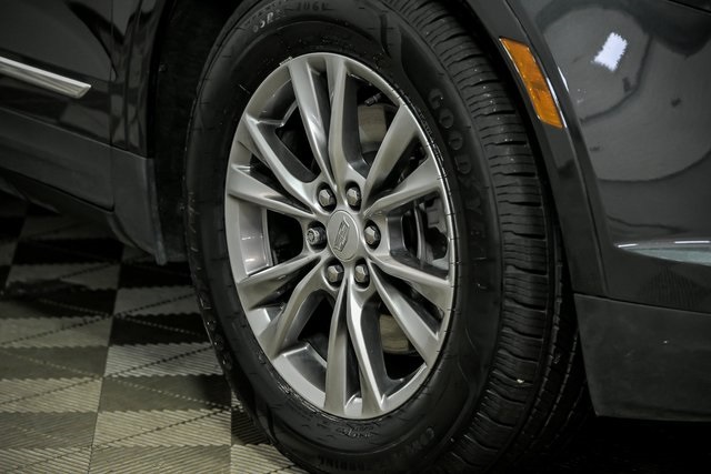 2023 Cadillac XT5 Premium Luxury photo 2