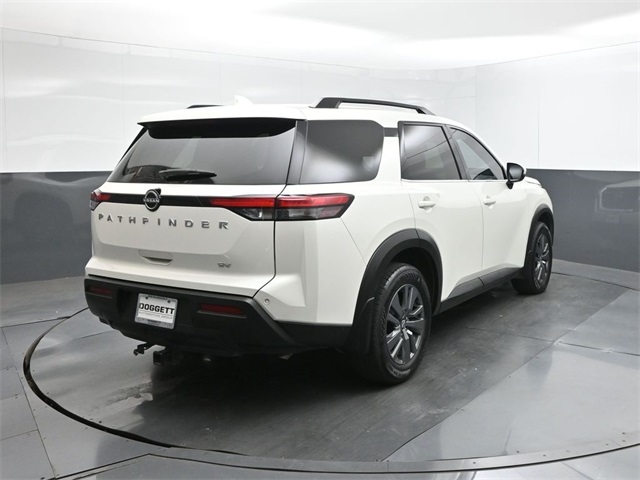 2022 Nissan Pathfinder SV photo 7