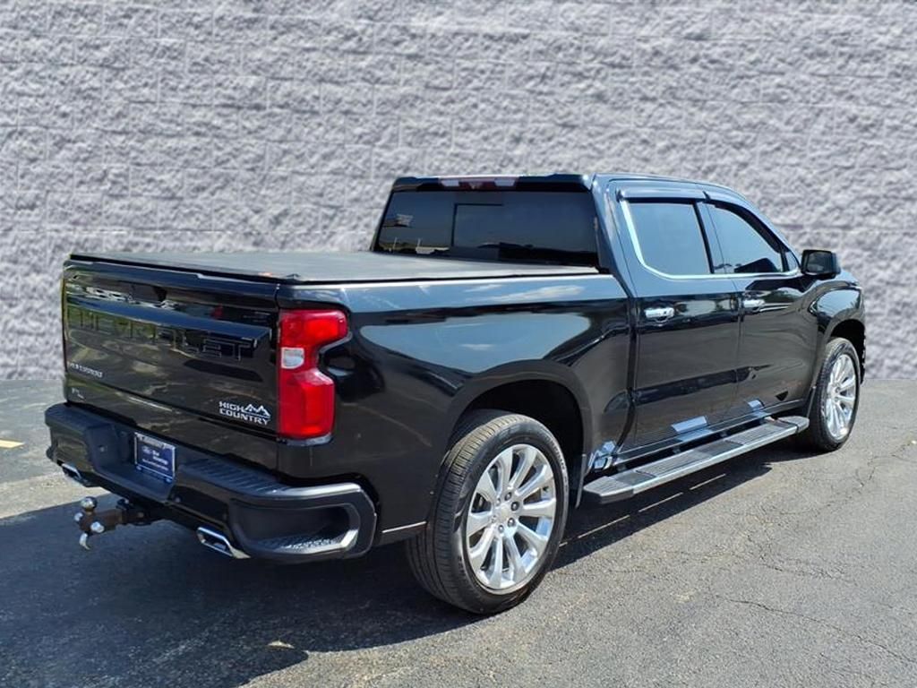 2020 Chevrolet Silverado 1500 High Country photo 3