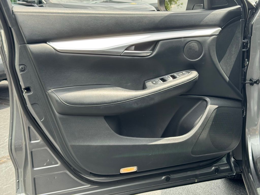 2020 Infiniti QX50 Luxe photo 21