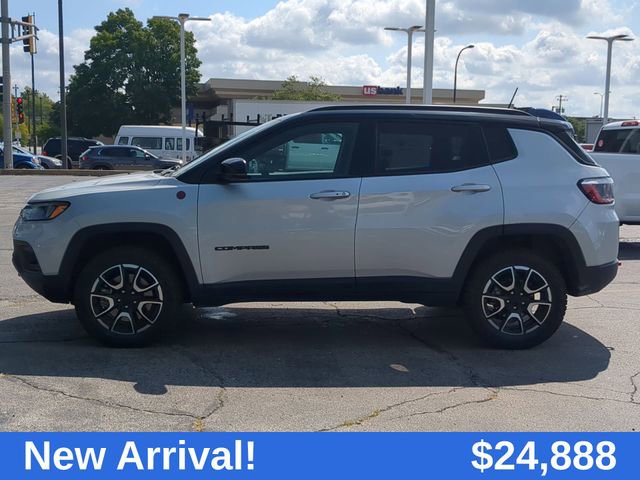 2024 Jeep Compass Trailhawk photo 5