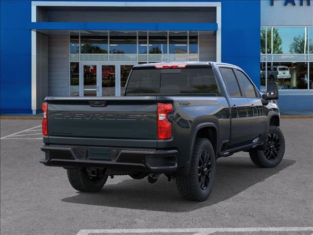 2025 Chevrolet Silverado 2500HD LT photo 4