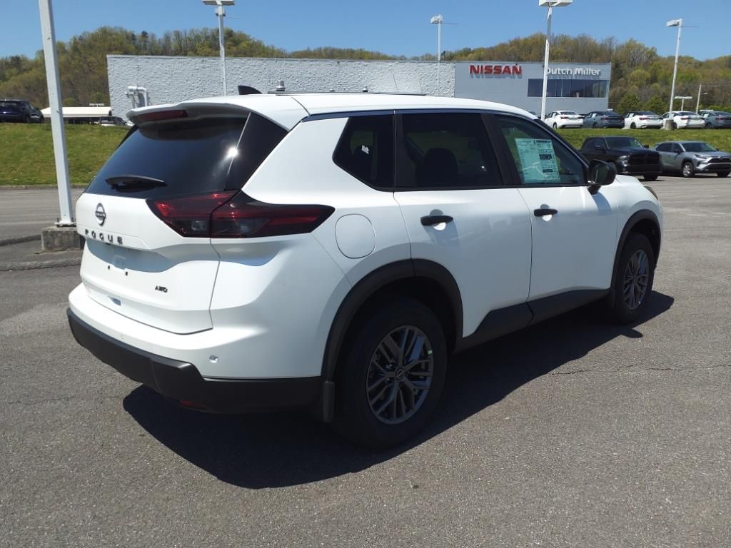 2025 Nissan Rogue S photo 3