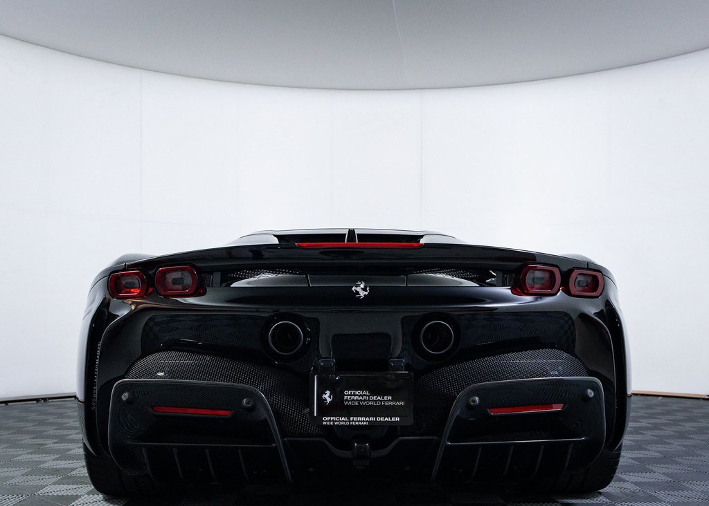 2023 Ferrari SF90 Spider Base photo 12