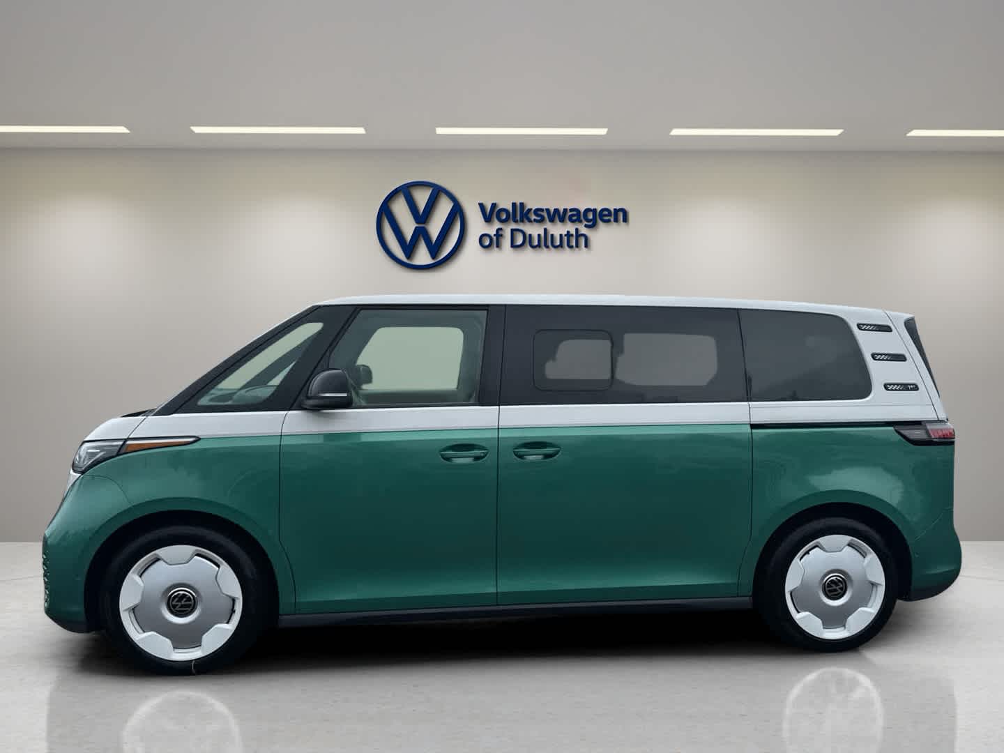 2025 Volkswagen ID. Buzz photo 2