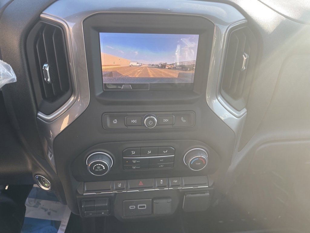 2024 Chevrolet Silverado 2500HD photo 7