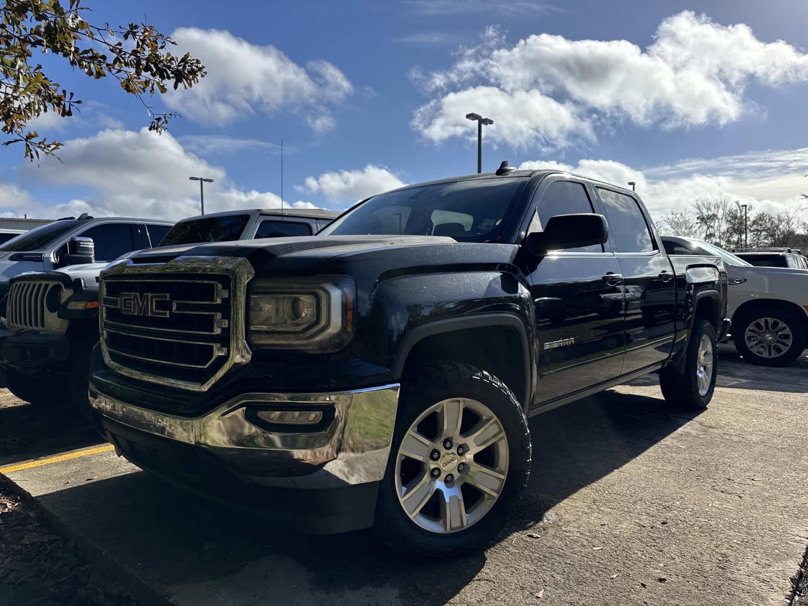 2016 GMC Sierra 1500 SLE's photo