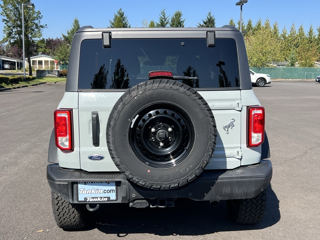 2023 Ford Bronco Black Diamond photo 6