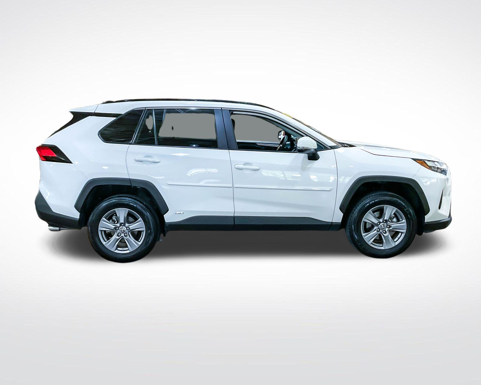 2024 Toyota RAV4 Hybrid LE photo 3