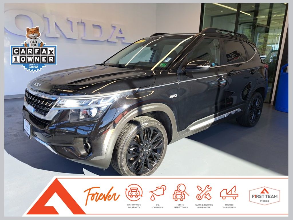 2023 Kia Seltos Nightfall's photo