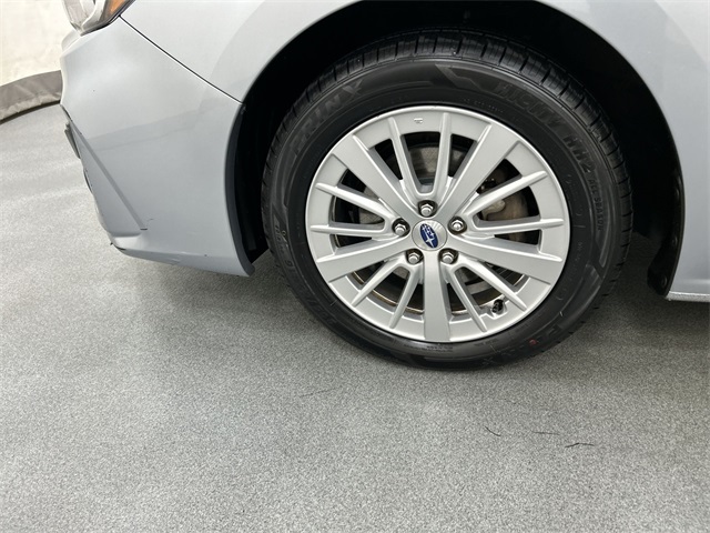 2018 Subaru Impreza 2.0i Premium photo 4