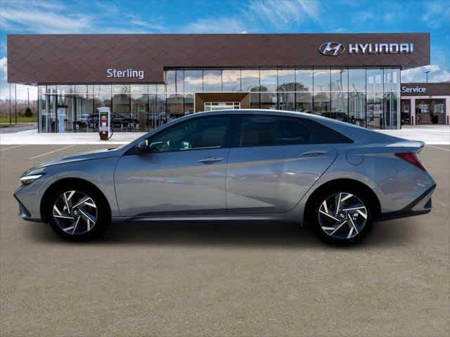 2025 Hyundai Elantra Hybrid SEL Sport photo 2