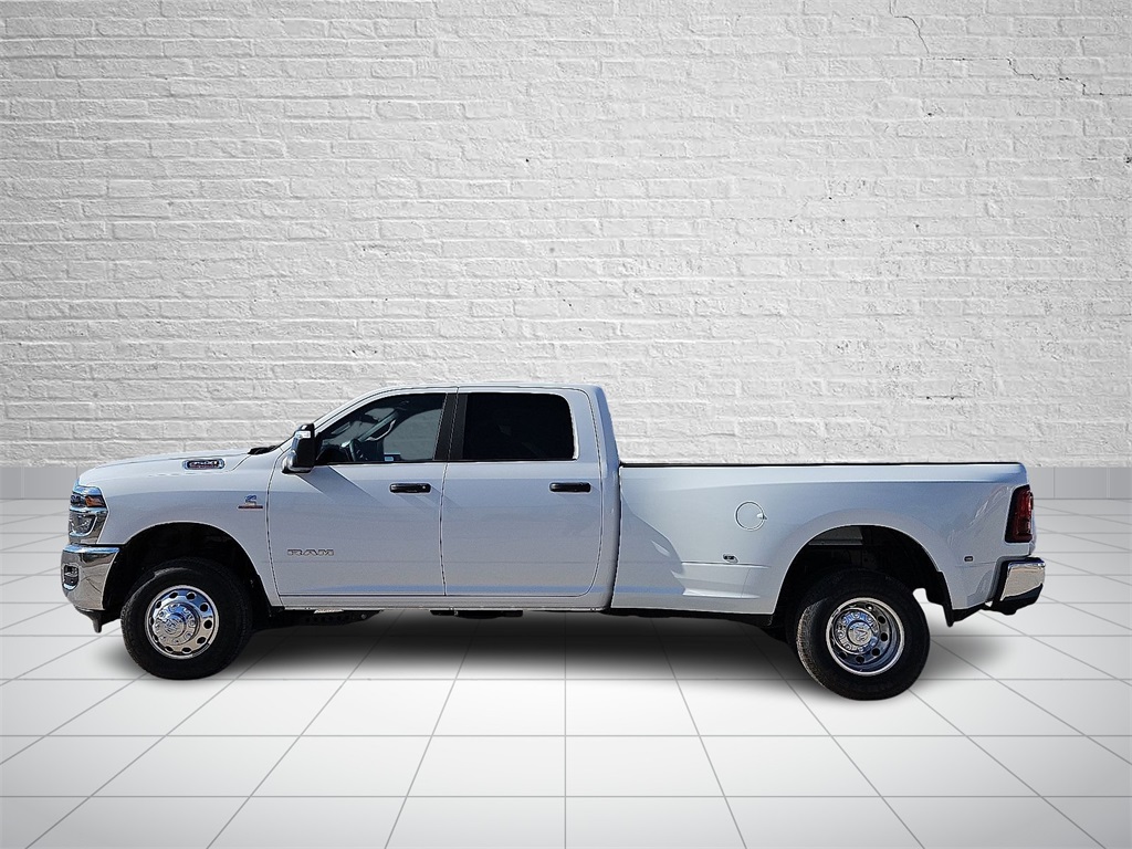 2025 Ram 3500 Big Horn photo 2