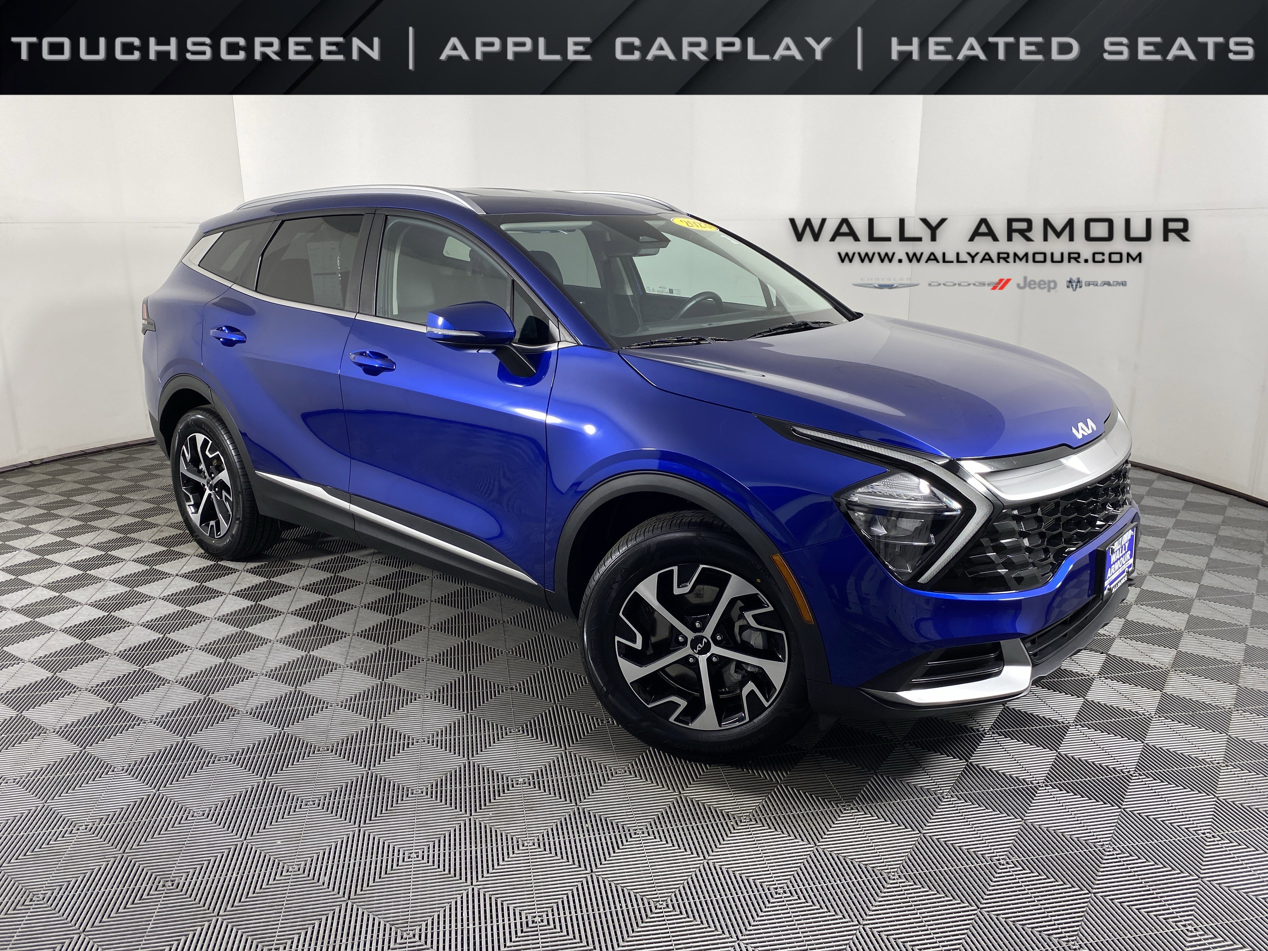 2023 Kia Sportage EX's photo