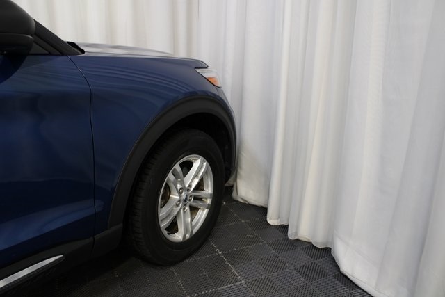 2023 Ford Explorer XLT photo 23