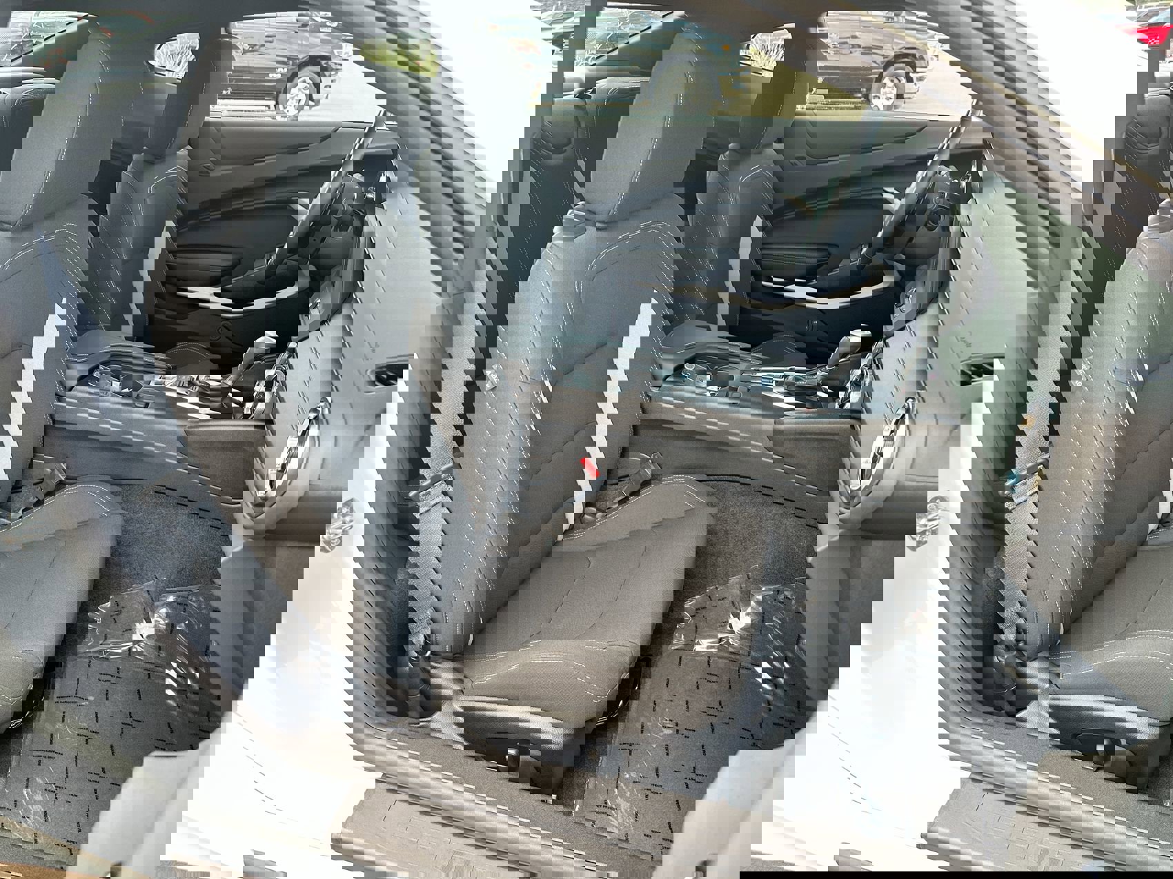 2021 Chevrolet Camaro 1LS photo 23