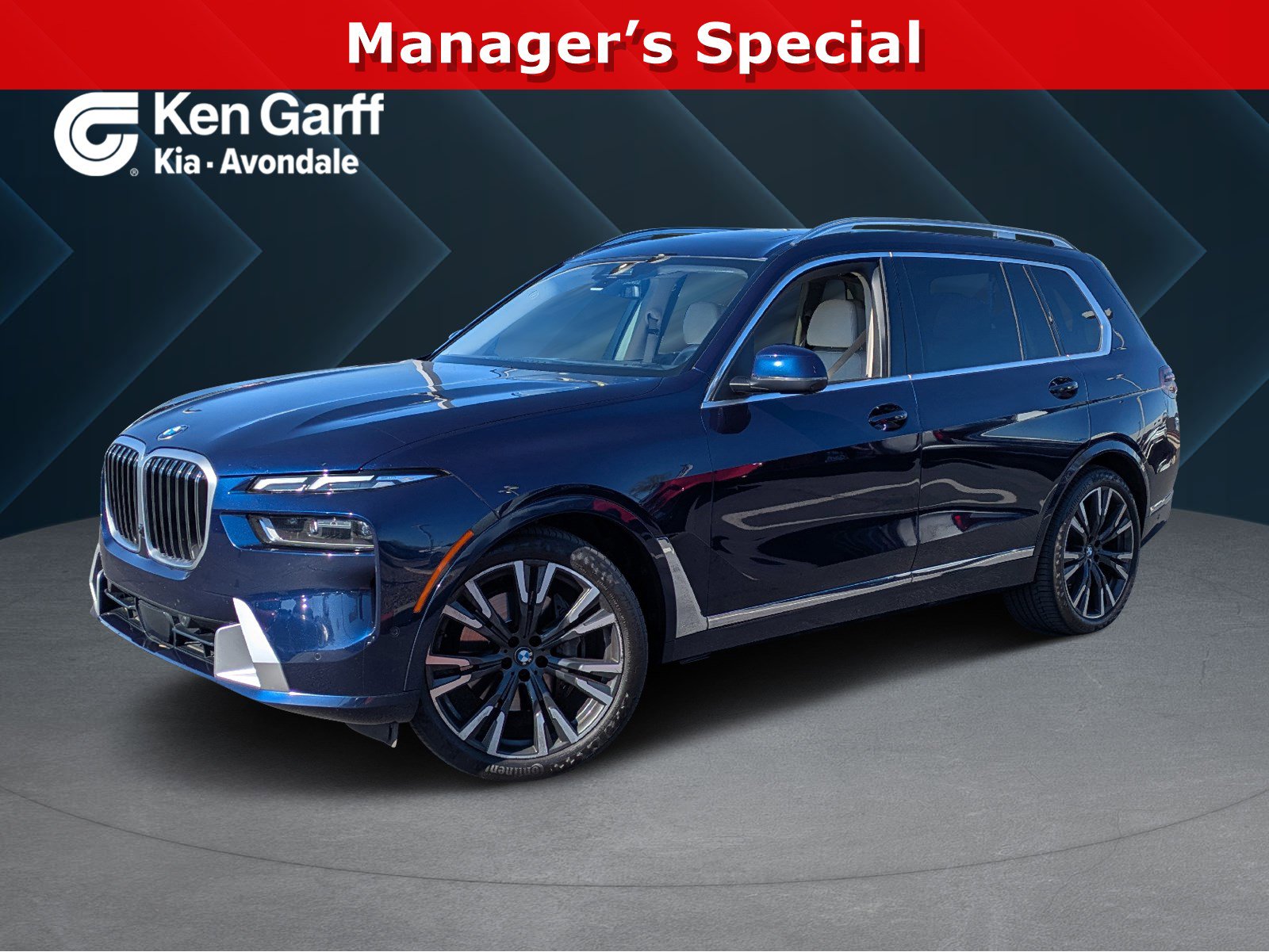 2023 BMW X7 40i's photo