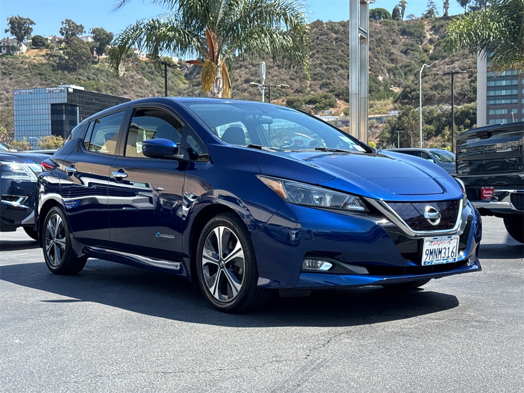 2019 Nissan Leaf SV photo 4