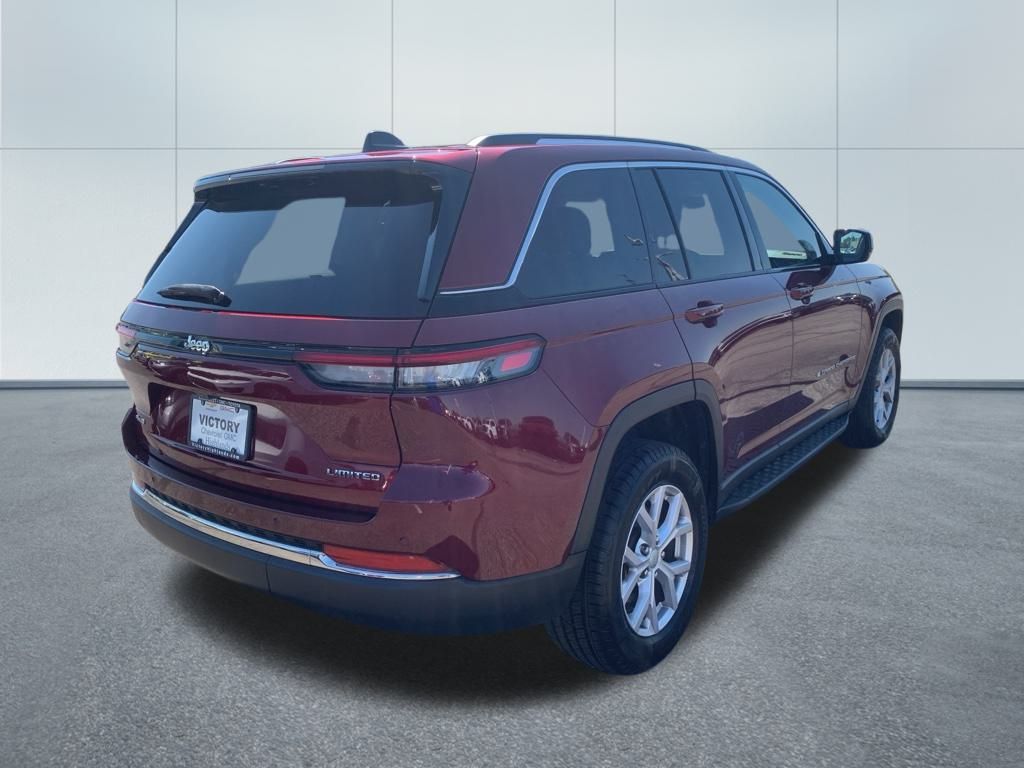 2022 Jeep Grand Cherokee Limited photo 3