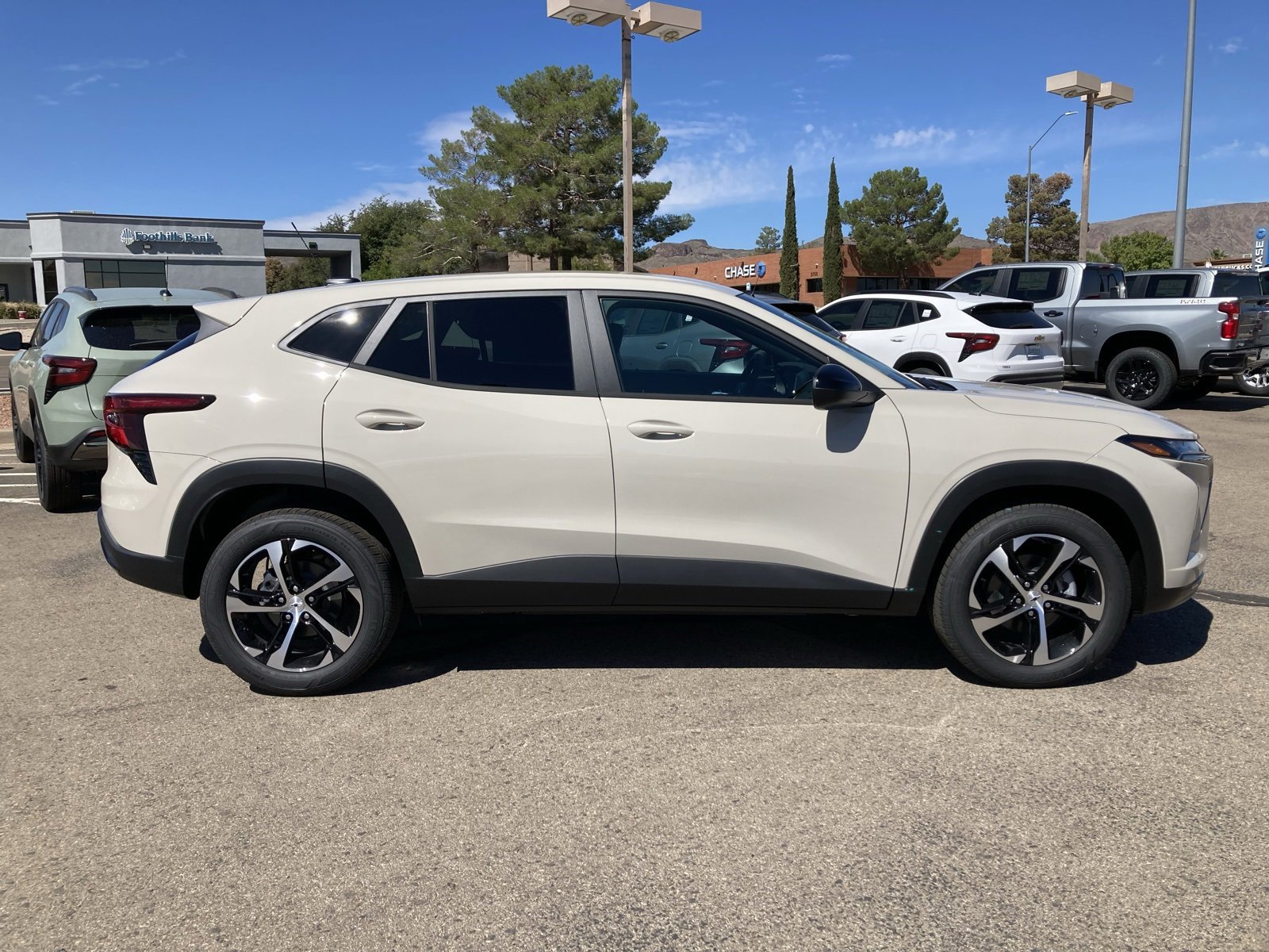 2026 Chevrolet Trax photo 3