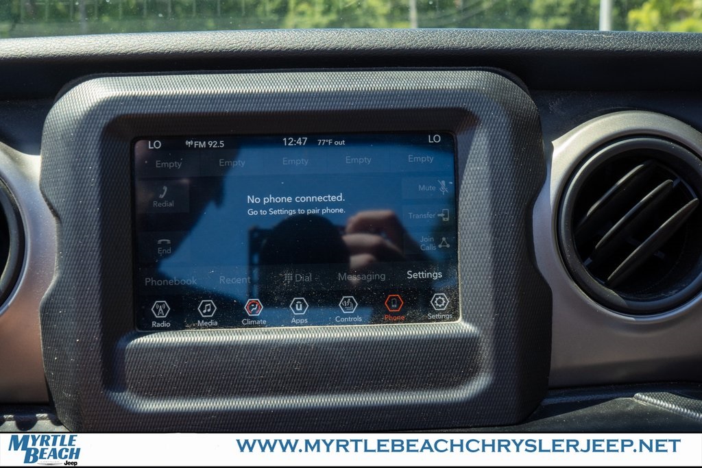 2020 Jeep Wrangler Sport S photo 19