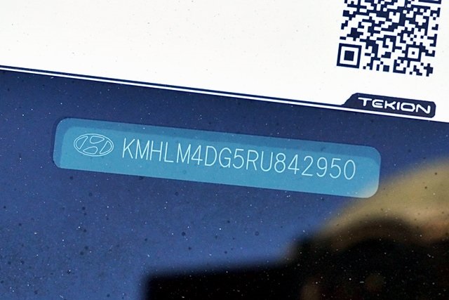 2024 Hyundai Elantra SEL photo 31