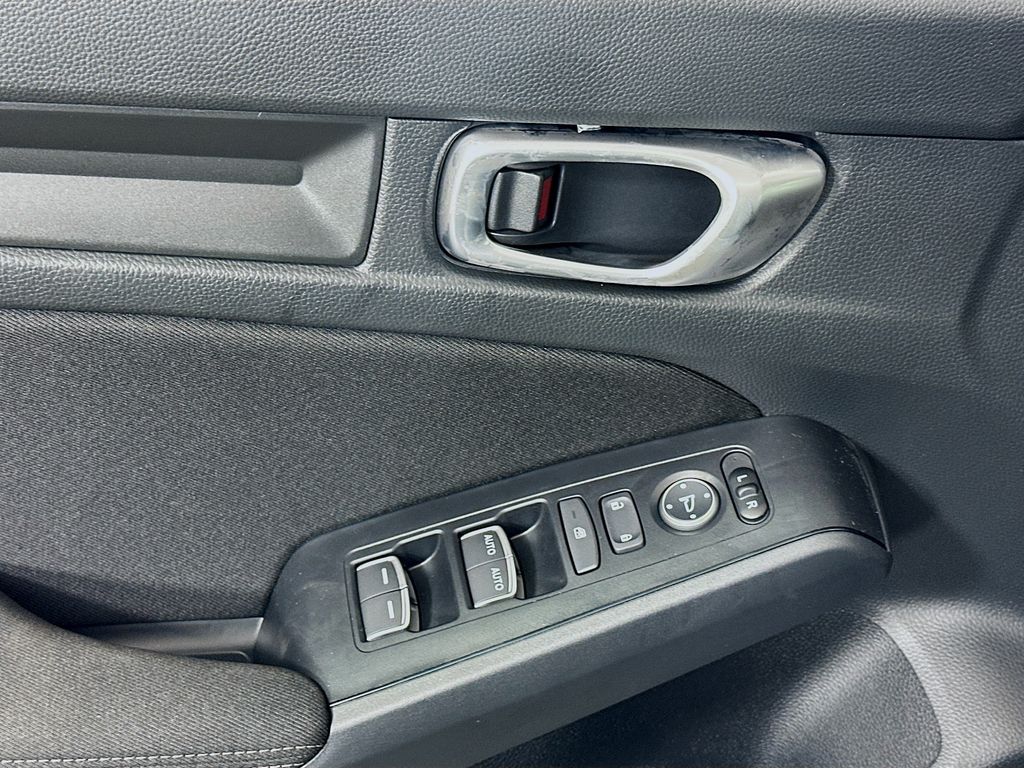 2026 Honda Civic Hatchback Sport photo 18