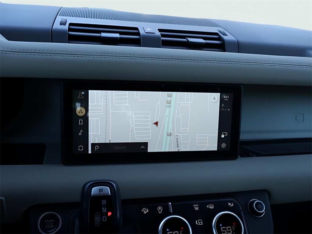 2022 Land Rover Defender 110 SE photo 15