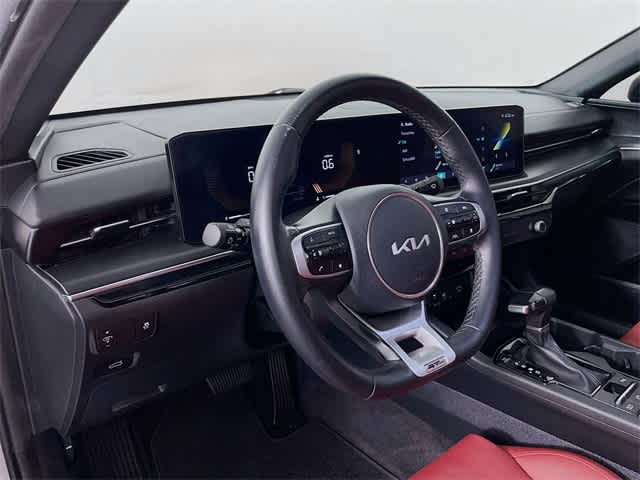 2025 Kia K5 GT-Line photo 11