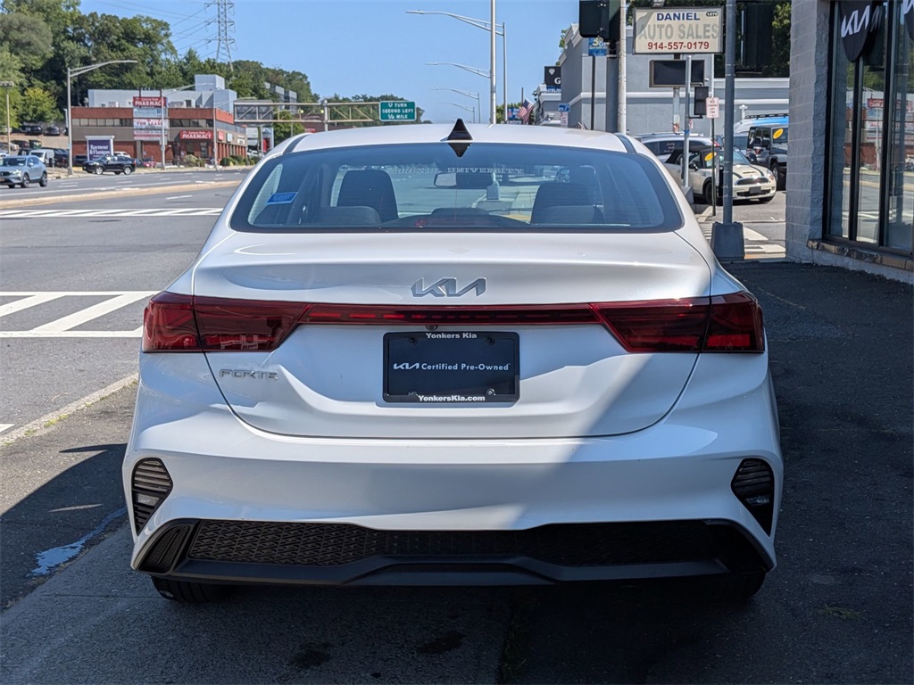 2023 Kia Forte LXS photo 6