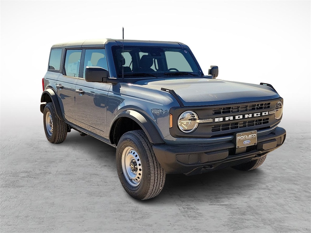 2025 Ford Bronco 4-Door Base's photo