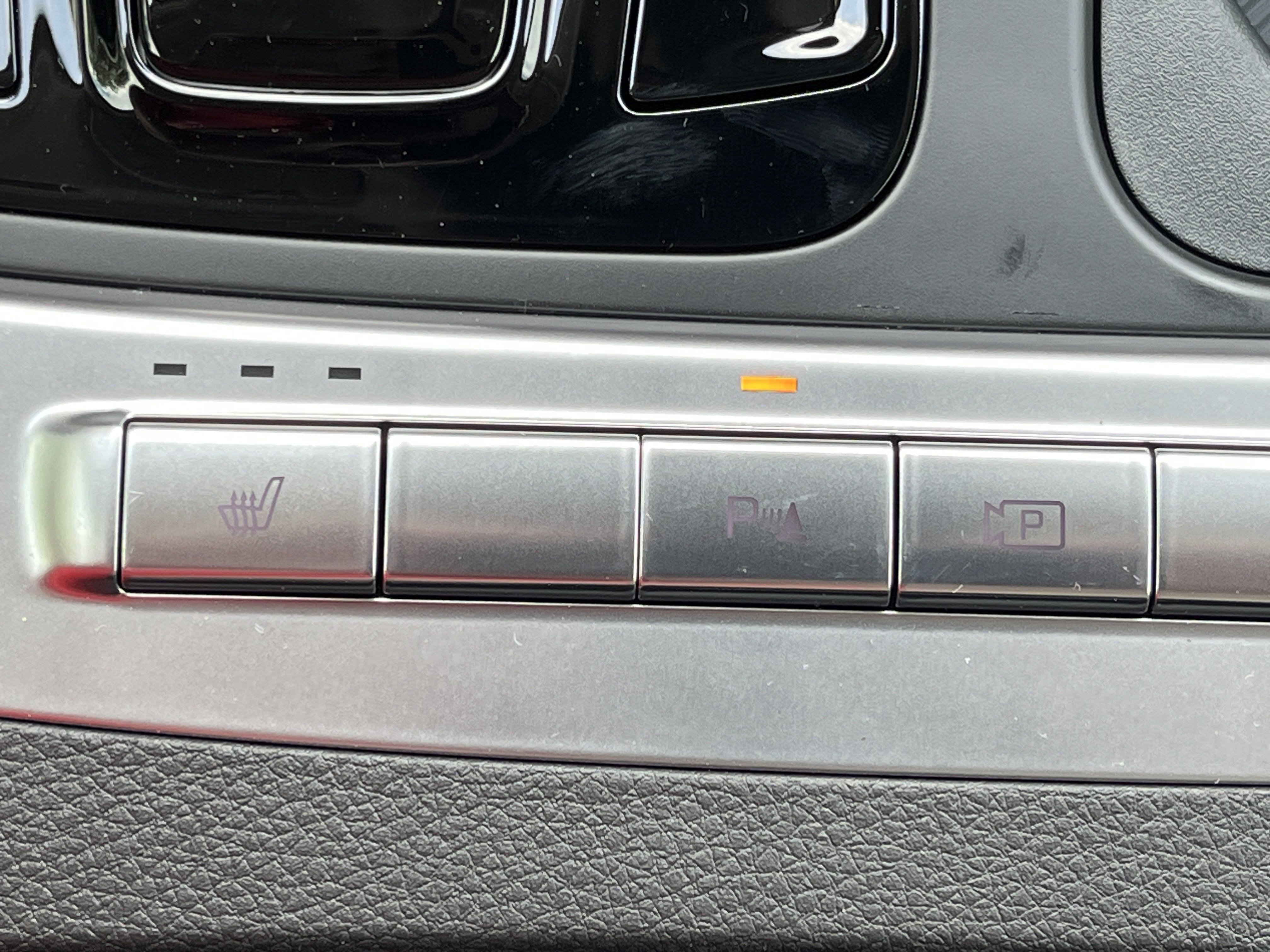 2026 Kia Carnival EX photo 7
