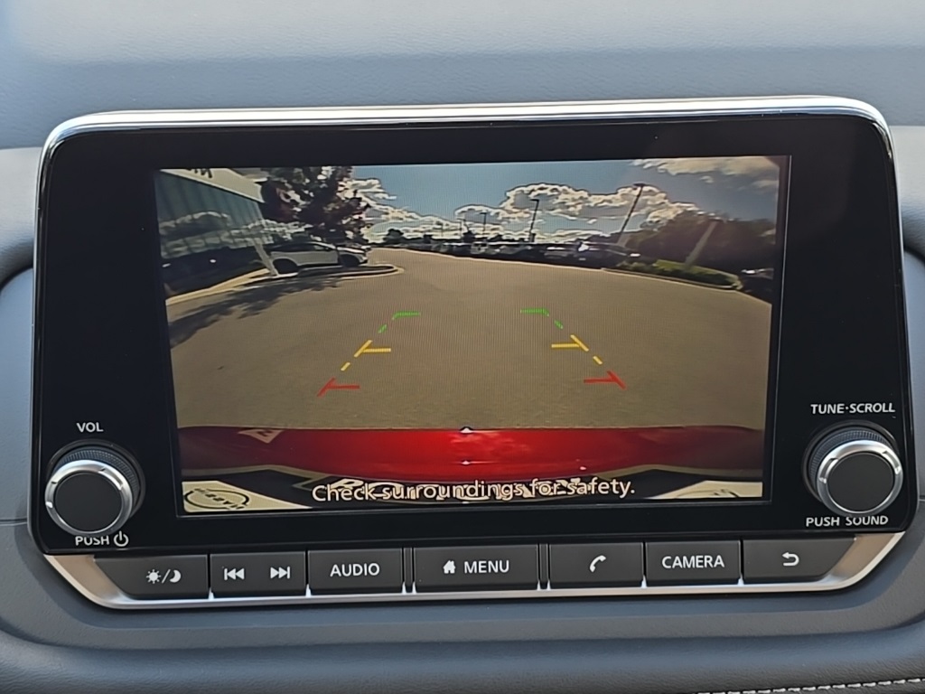 2026 Nissan Rogue SV photo 11