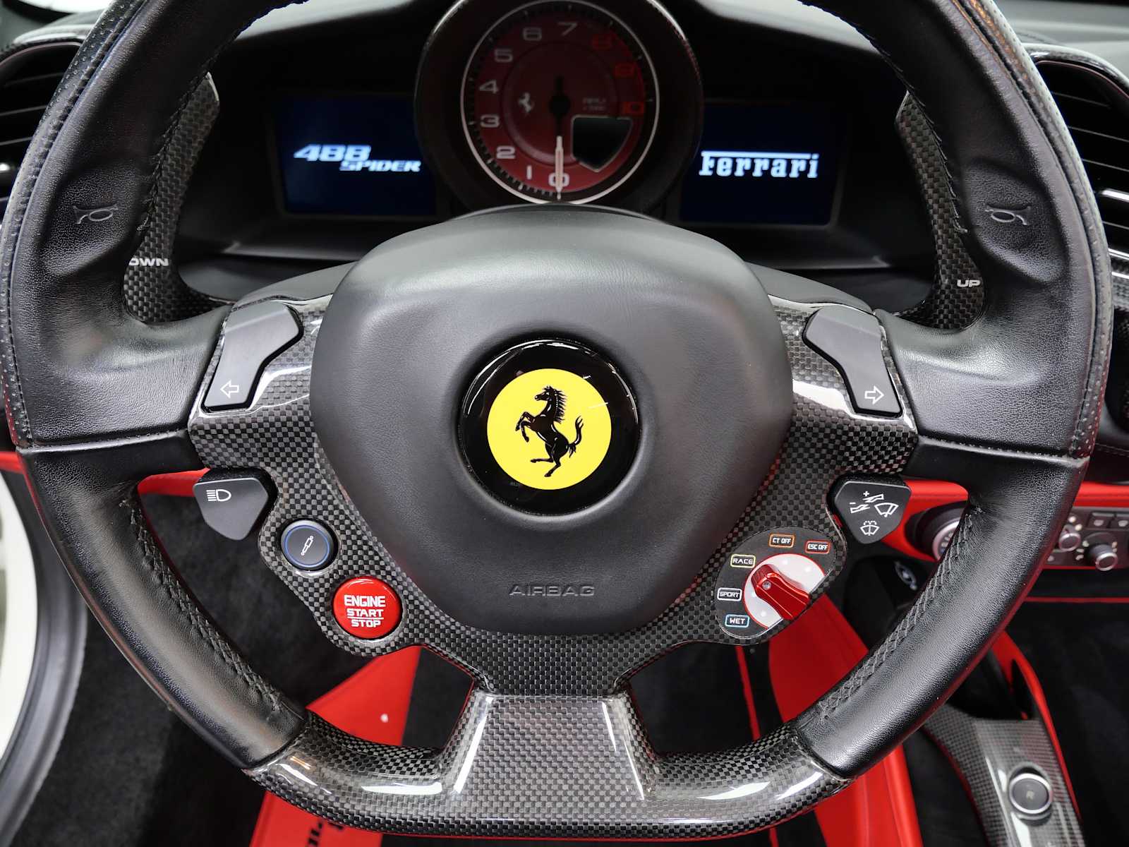 2019 Ferrari 488 Spider photo 25
