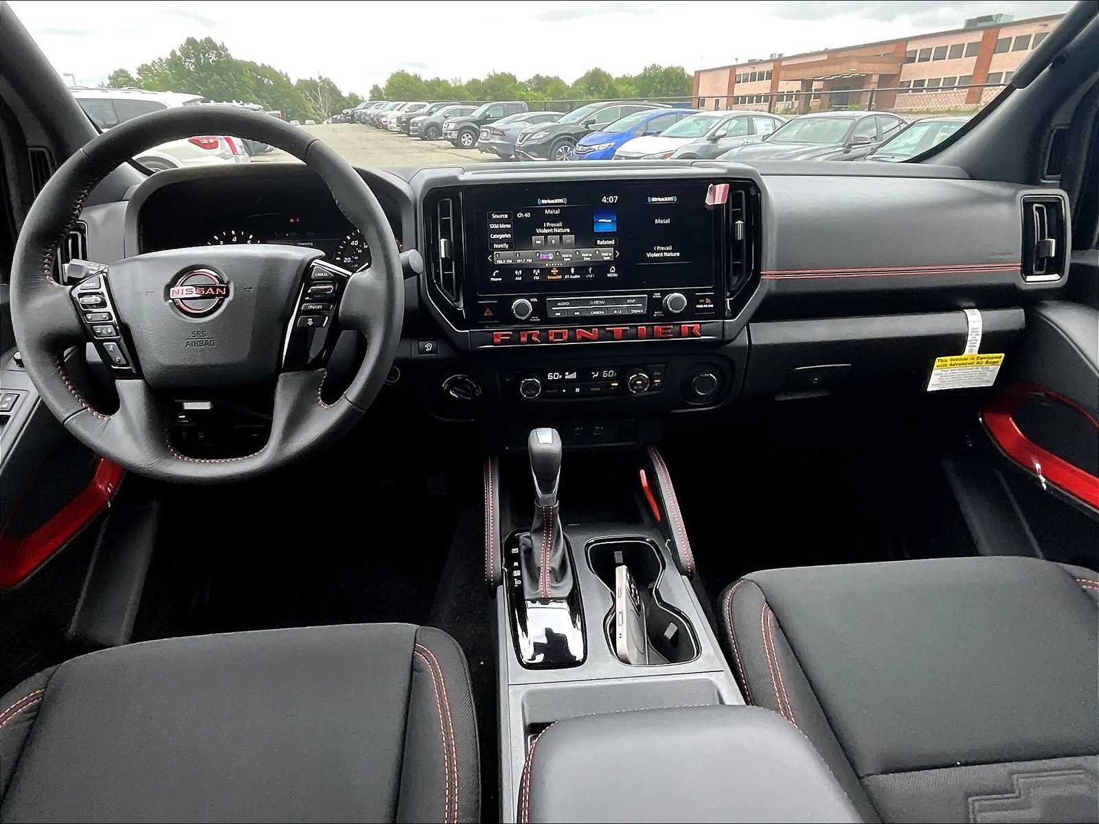 2025 Nissan Frontier PRO-4X - Photo 11