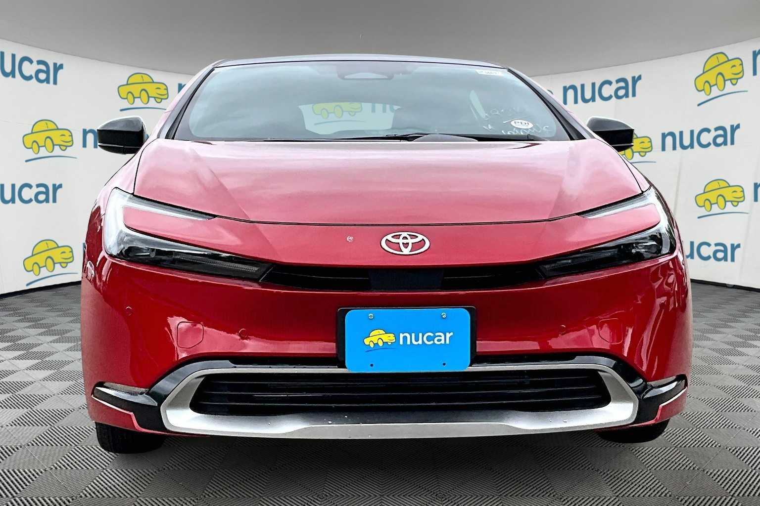 2025 Toyota Prius Plug-in Hybrid XSE photo 2