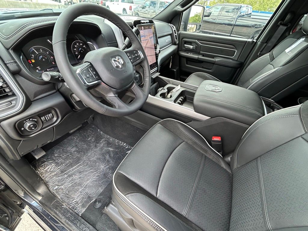 2025 Ram 3500 Laramie photo 42