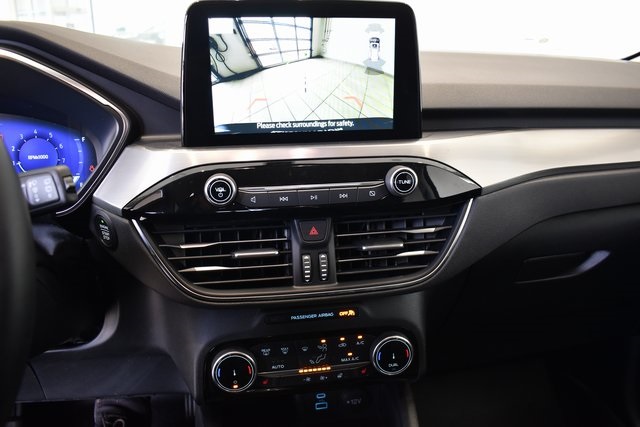 2022 Ford Escape Titanium photo 21