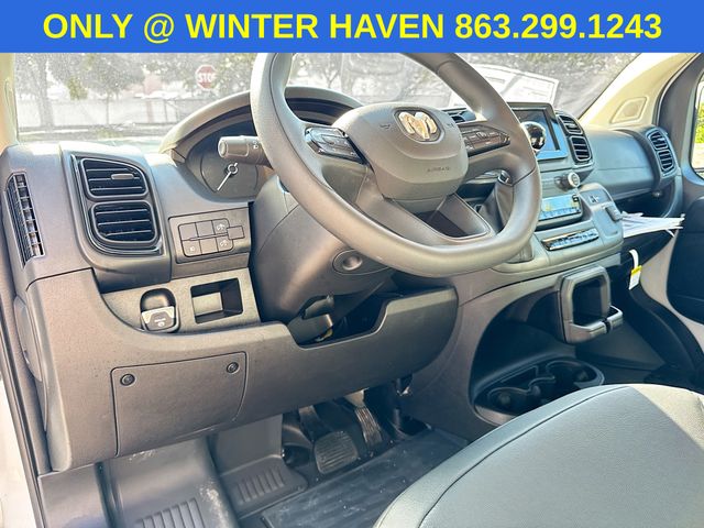 2025 Ram ProMaster 1500 Tradesman photo 7