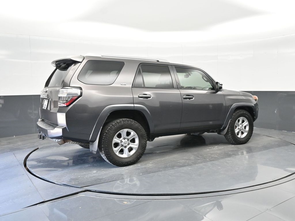 2014 Toyota 4Runner SR5 photo 5