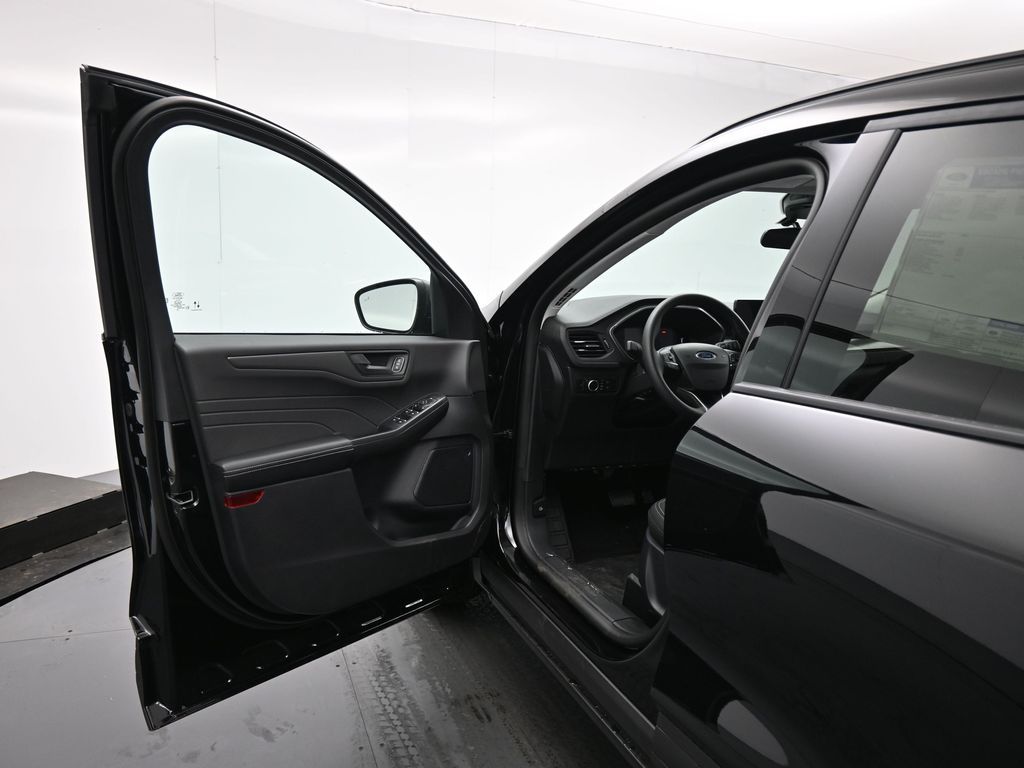 2025 Ford Escape Active photo 7
