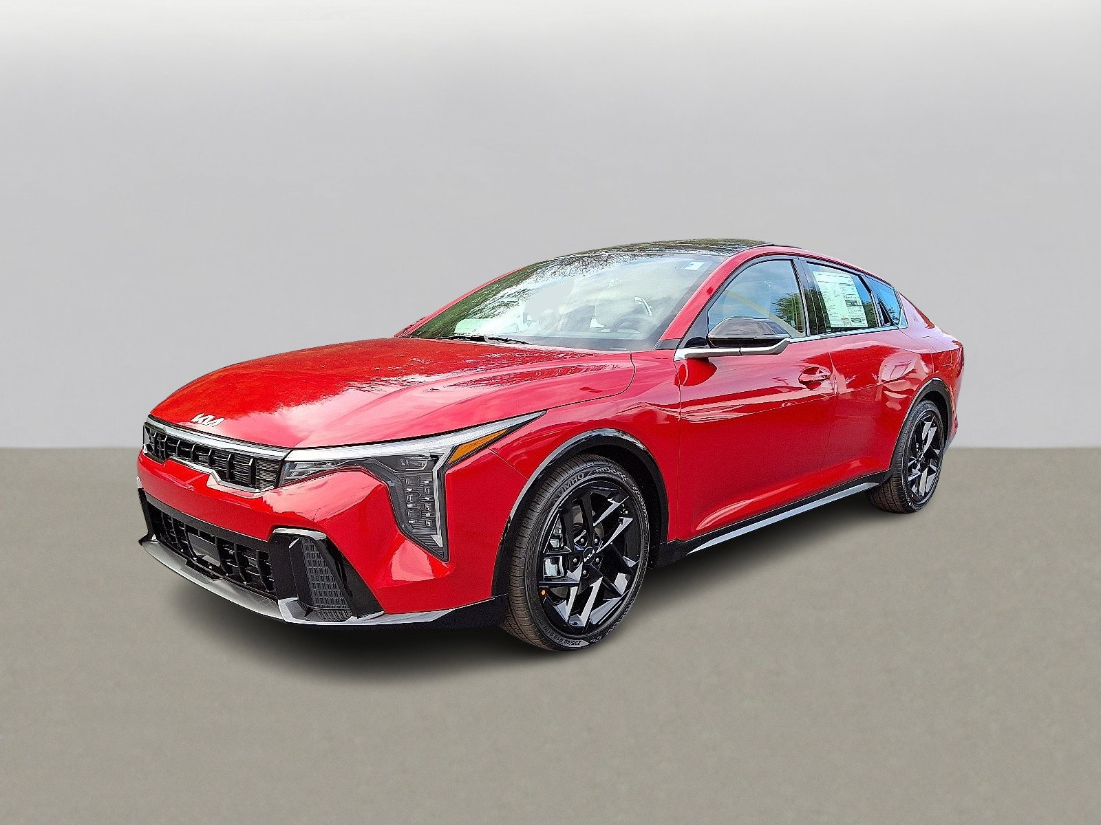 2025 Kia K4 GT-Line Turbo photo 2